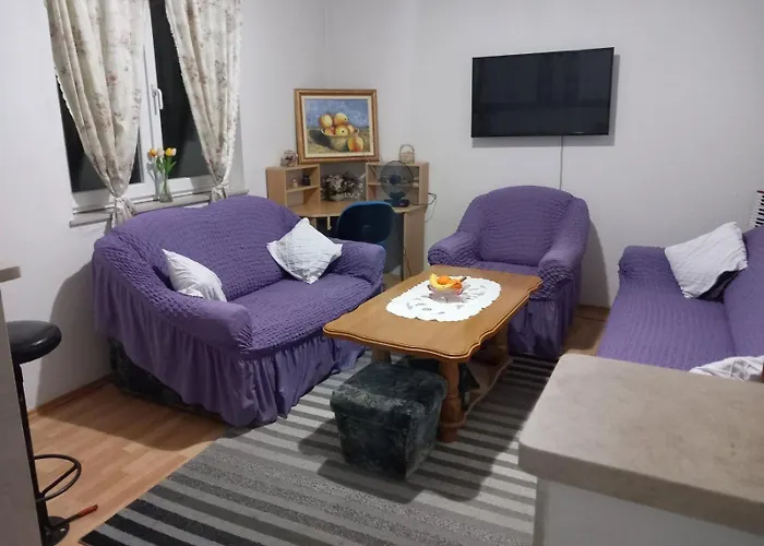 With Two Bedrooms Glogosnica