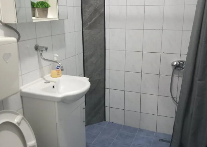 With Two Bedrooms Apartman *